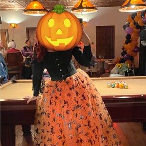 Full tulle Halloween skirt